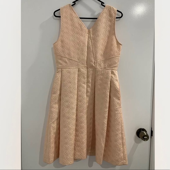 Wayne Cooper Peach Dress Size 10 - Picture 5 of 8